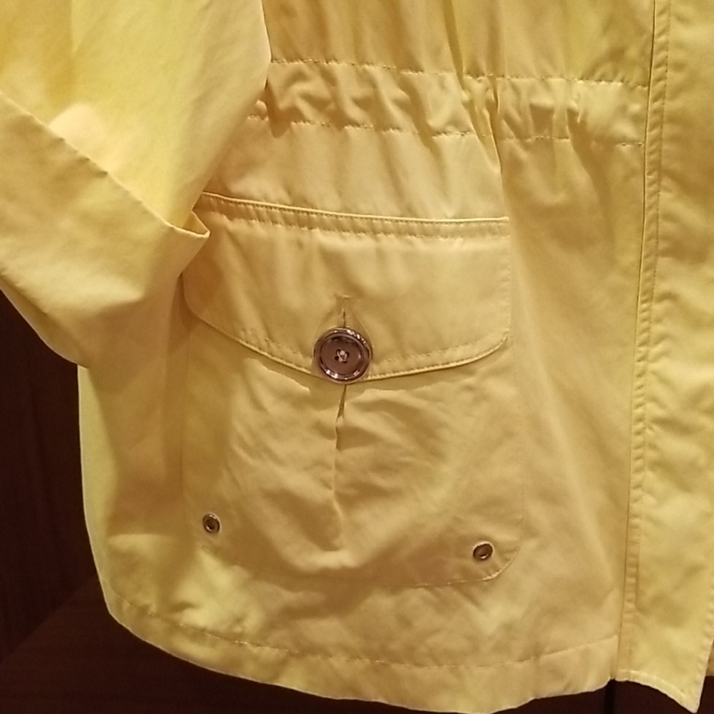 Spring Jacket - image 3